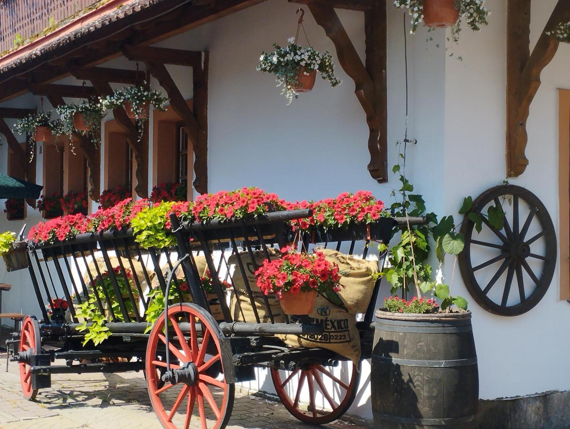 Penzion Restaurace U Helferu Libuň Exterior foto