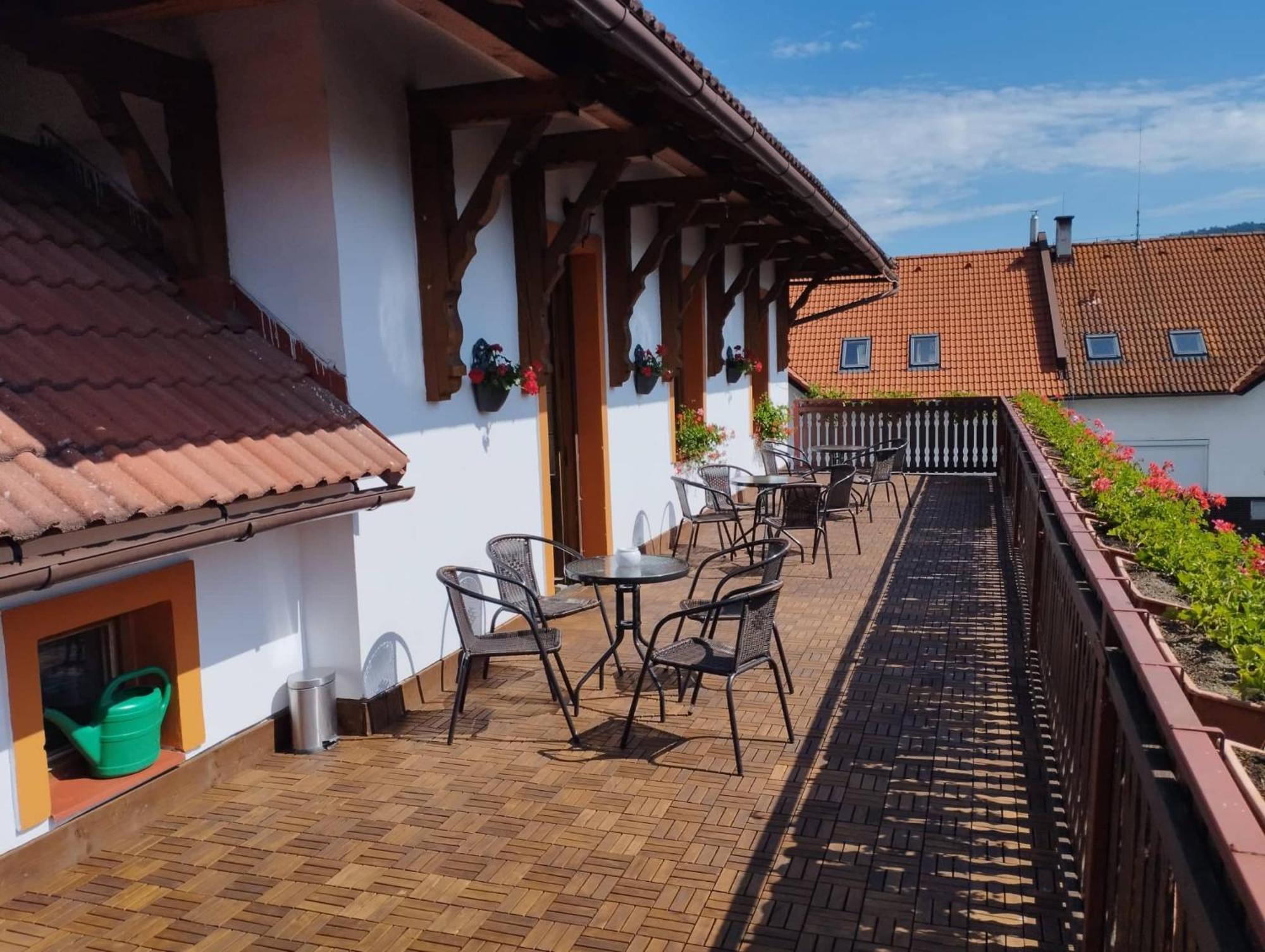 Penzion Restaurace U Helferu Libuň Exterior foto